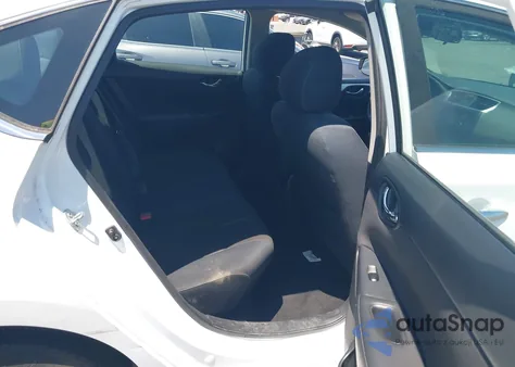 2017 Nissan Sentra S z USA, uszkodzony, nr VIN 3N1AB7AP3HY285039